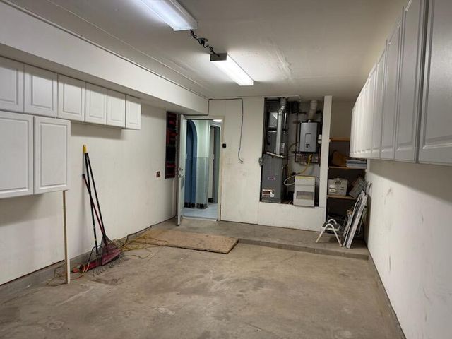 6700 Ivy Place SW, Albuquerque, NM 87121