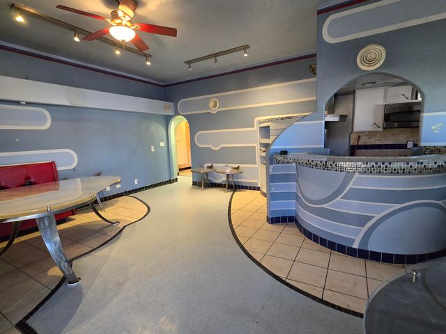 6700 Ivy Place SW, Albuquerque, NM 87121