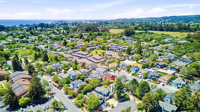 930 Mariana Court, Santa Cruz, CA 95062