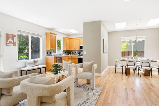 930 Mariana Court, Santa Cruz, CA 95062