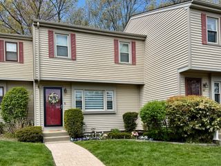 152 E Bacon St C2, Plainville, MA 02762