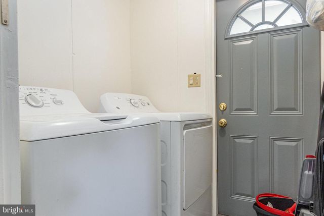 63 PEPPERMINT LN, Middle River, MD 21220