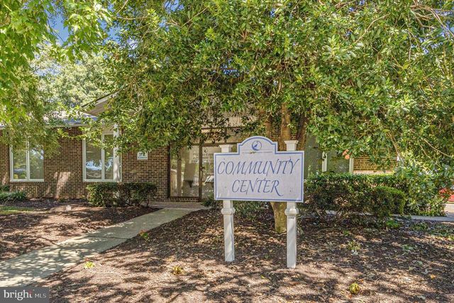 63 PEPPERMINT LN, Middle River, MD 21220