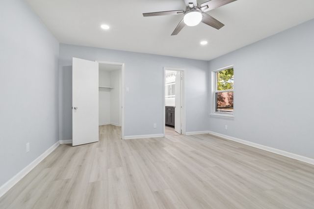 6004 E University Boulevard 131, Dallas, TX 75206