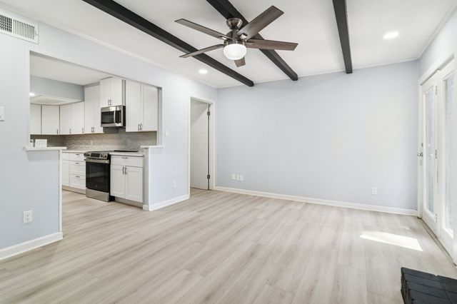 6004 E University Boulevard 131, Dallas, TX 75206