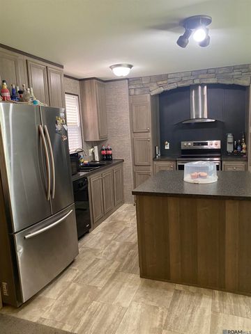 14152 Bourque Rd, Gonzales, LA 70737