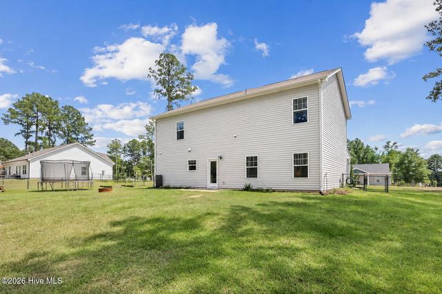 5804 Boldt Drive, La Grange, NC 28551
