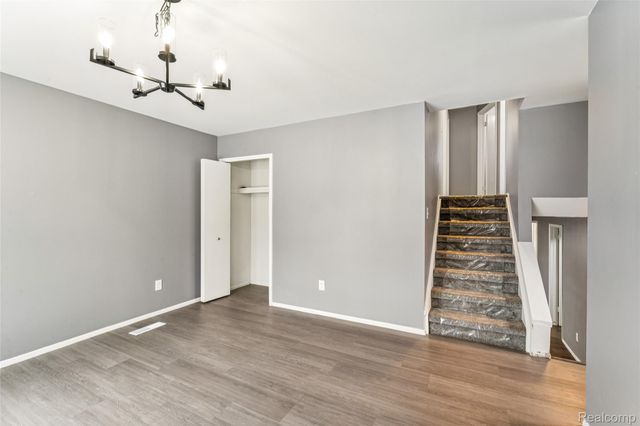 3140 Van Zandt Road, Waterford Charter Township, MI 48329