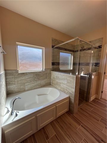 112 Guadalupe Palm Circ, Portland, TX 78374