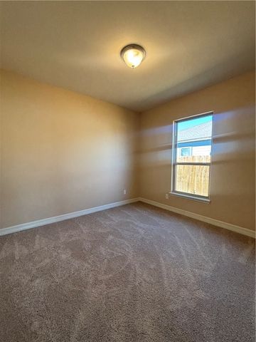 112 Guadalupe Palm Circ, Portland, TX 78374