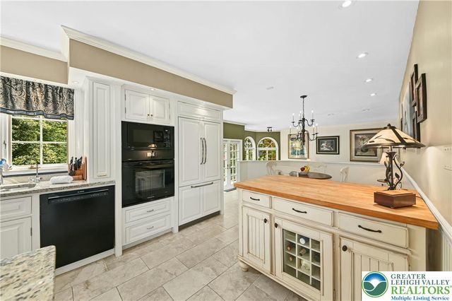424 North New Street, Bethlehem City, PA 18018