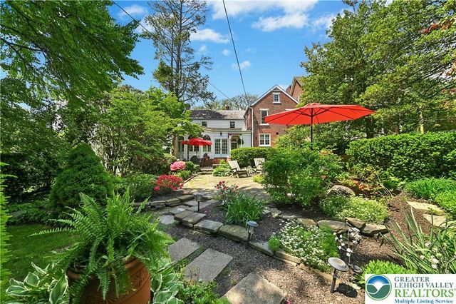 424 North New Street, Bethlehem City, PA 18018