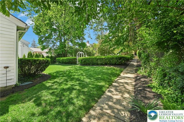 424 North New Street, Bethlehem City, PA 18018