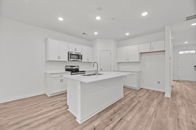 2900 Suzanne Landon Drive, Murfreesboro, TN 37130