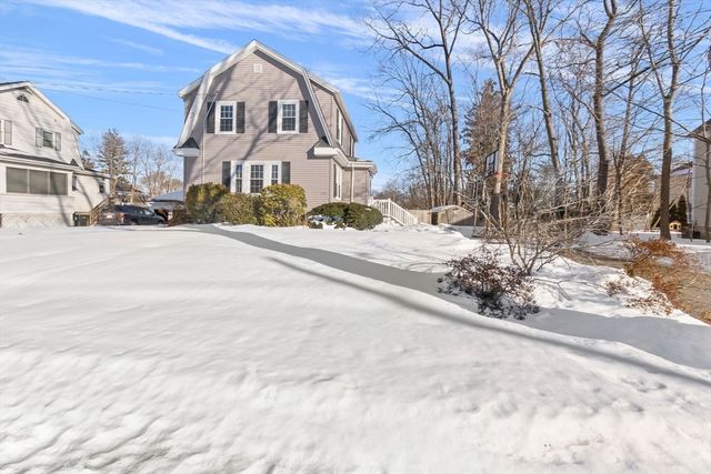 124 S Park St, Haverhill, MA 01835