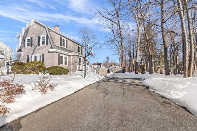 124 S Park St, Haverhill, MA 01835