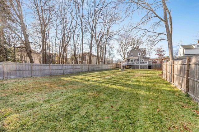 124 S Park St, Haverhill, MA 01835