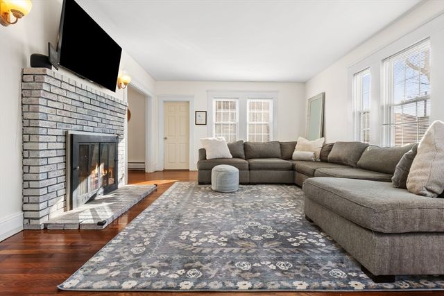 124 S Park St, Haverhill, MA 01835