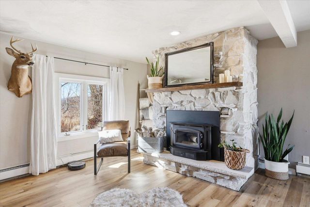 2451 LONGTAIL BEACH LANE, Suamico, WI 54173