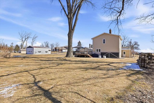 2451 LONGTAIL BEACH LANE, Suamico, WI 54173