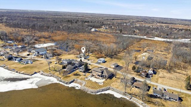 2451 LONGTAIL BEACH LANE, Suamico, WI 54173