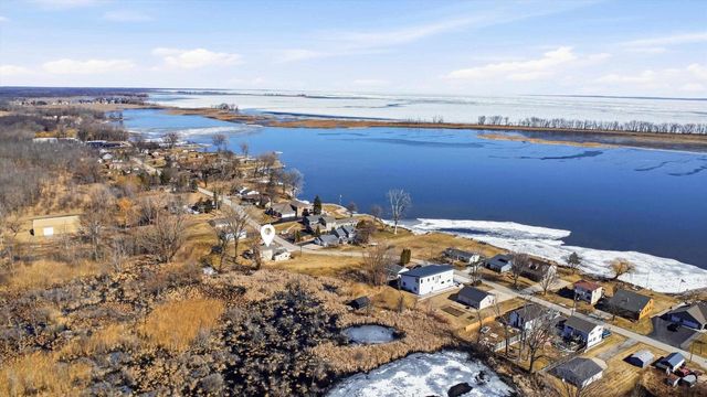 2451 LONGTAIL BEACH LANE, Suamico, WI 54173