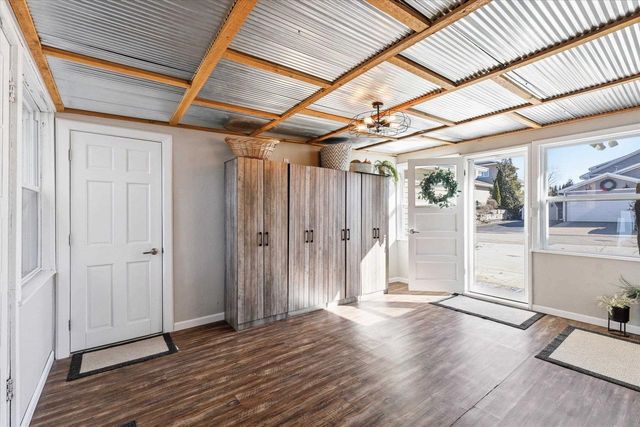 2451 LONGTAIL BEACH LANE, Suamico, WI 54173