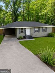 3877 Stone Road SW, Atlanta, GA 30331