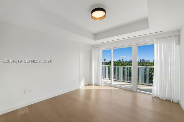 4701 N Meridian Ave 325, Miami Beach, FL 33140