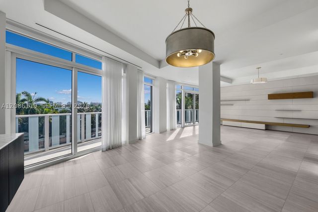 4701 N Meridian Ave 325, Miami Beach, FL 33140
