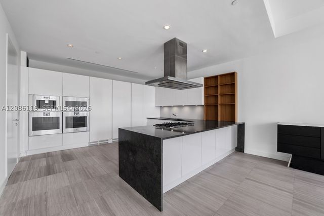 4701 N Meridian Ave 325, Miami Beach, FL 33140