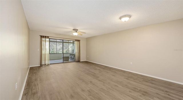 811 OAK DRIVE 811, Bradenton, FL 34210