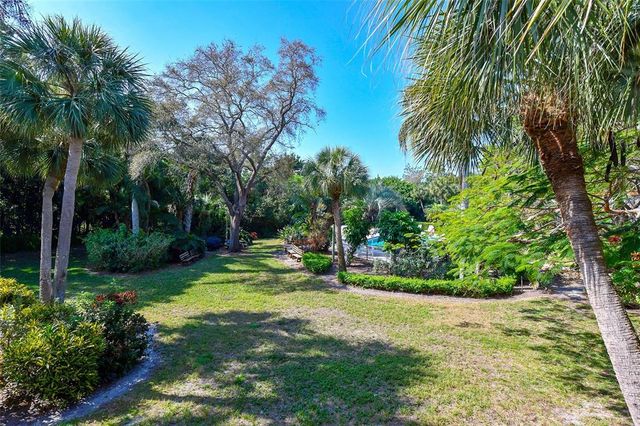 811 OAK DRIVE 811, Bradenton, FL 34210