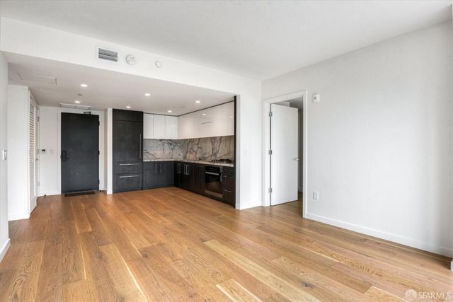 3131 Pierce Street 201, San Francisco, CA 94123