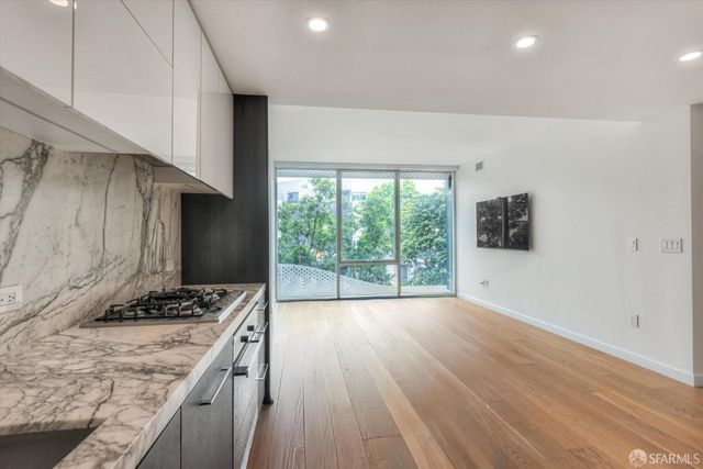 3131 Pierce Street 201, San Francisco, CA 94123