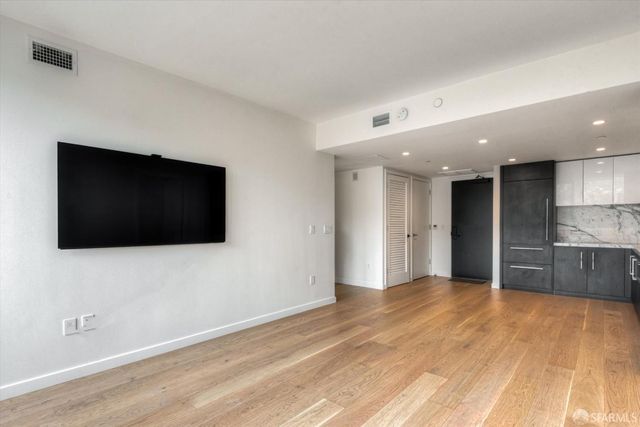 3131 Pierce Street 201, San Francisco, CA 94123
