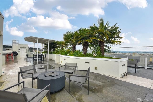 3131 Pierce Street 201, San Francisco, CA 94123