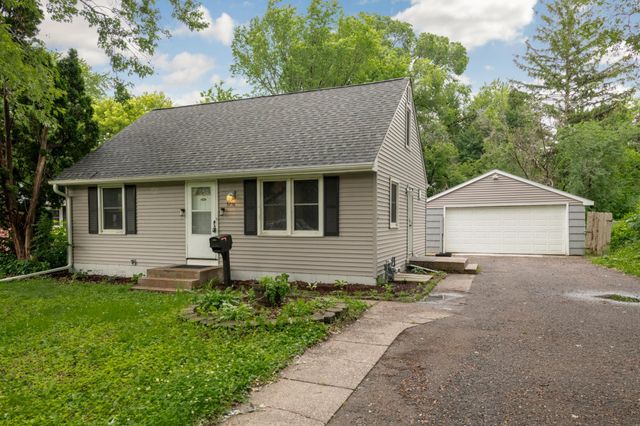 5718 Sumter Avenue N, Crystal, MN 55428