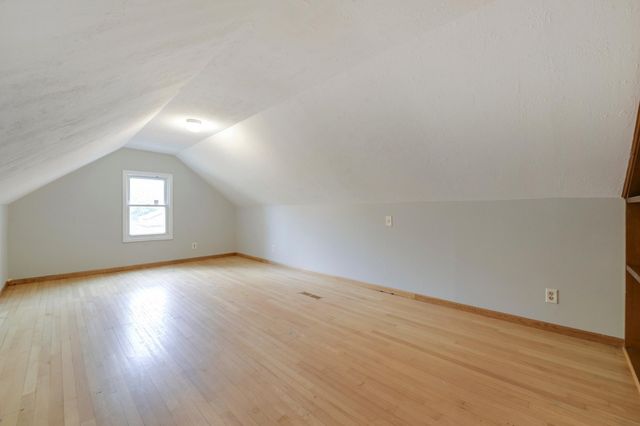 5718 Sumter Avenue N, Crystal, MN 55428