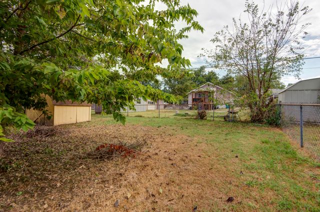 2234 N Fay Avenue, Springfield, MO 65803