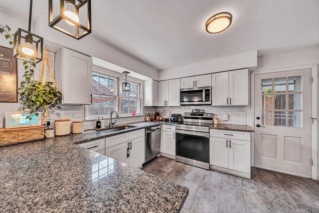 3610 Morning Dove RD, Roanoke, VA 24018