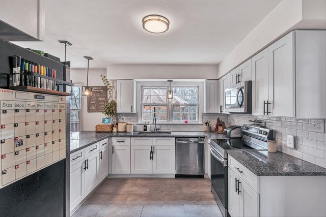 3610 Morning Dove RD, Roanoke, VA 24018