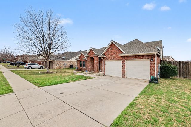 3509 Mustang Drive, Denton, TX 76210