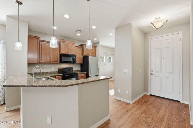 1404 W RUBBER TREE Court, San Tan Valley, AZ 85140