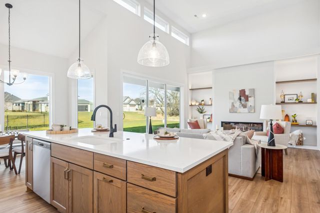 4646 W Emerald Bay Ct, Wichita, KS 67205