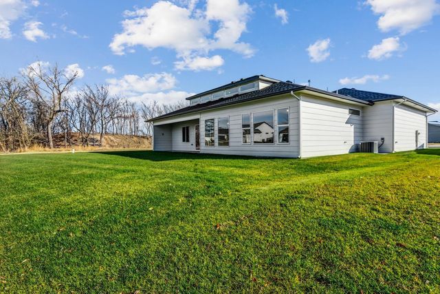 4646 W Emerald Bay Ct, Wichita, KS 67205