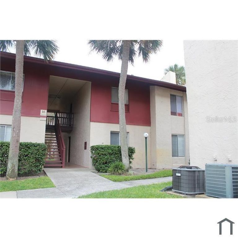 8605 CHAMPLAIN COURT 84, Tampa, FL 33614
