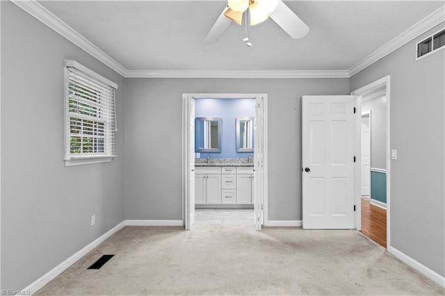 170 Queens Court, Clemmons, NC 27012