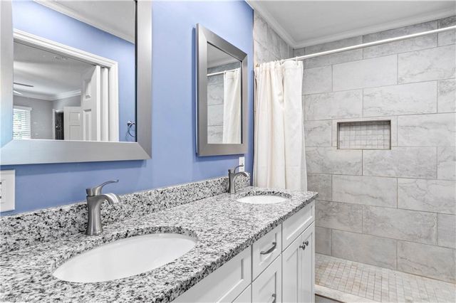170 Queens Court, Clemmons, NC 27012