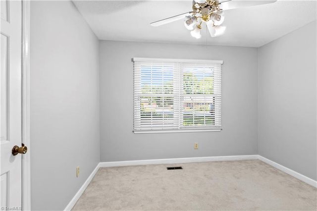 170 Queens Court, Clemmons, NC 27012